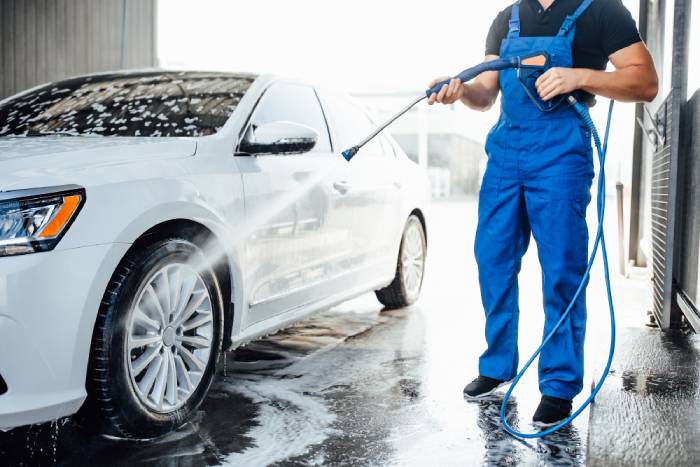 https://www.sixtleasing.cz/User_Files/contenttemplateeditor/65a7f00963617Myti-auta-freepik.jpg