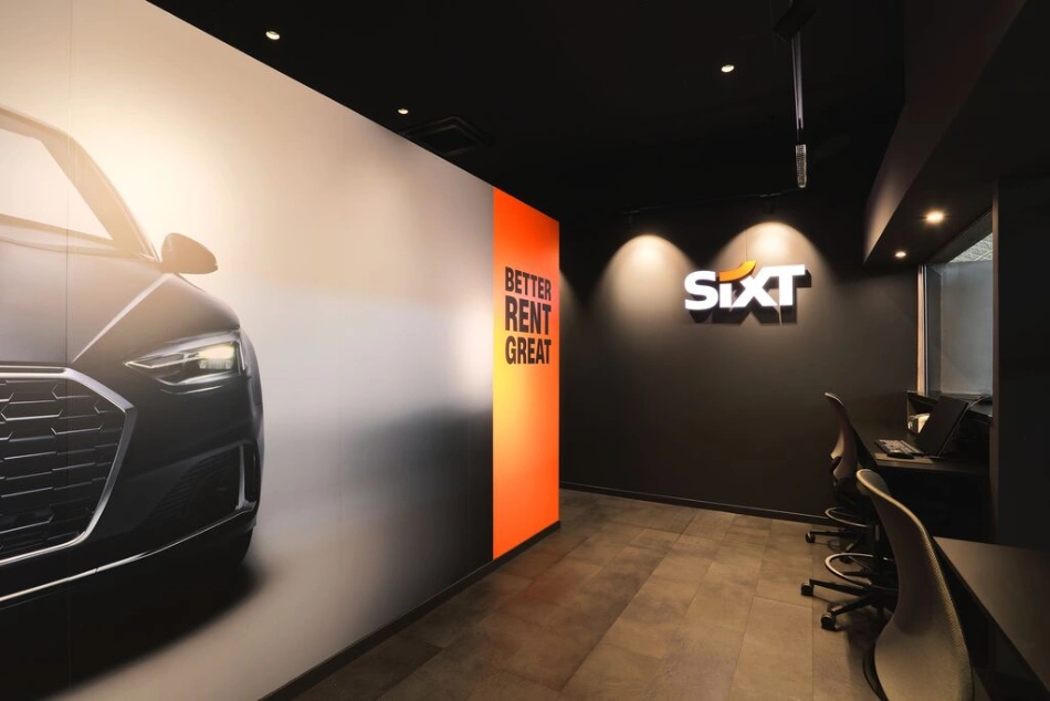 https://www.sixtleasing.cz/User_Files/contenttemplateeditor/69e7971a8908bWorld_sixt.webp