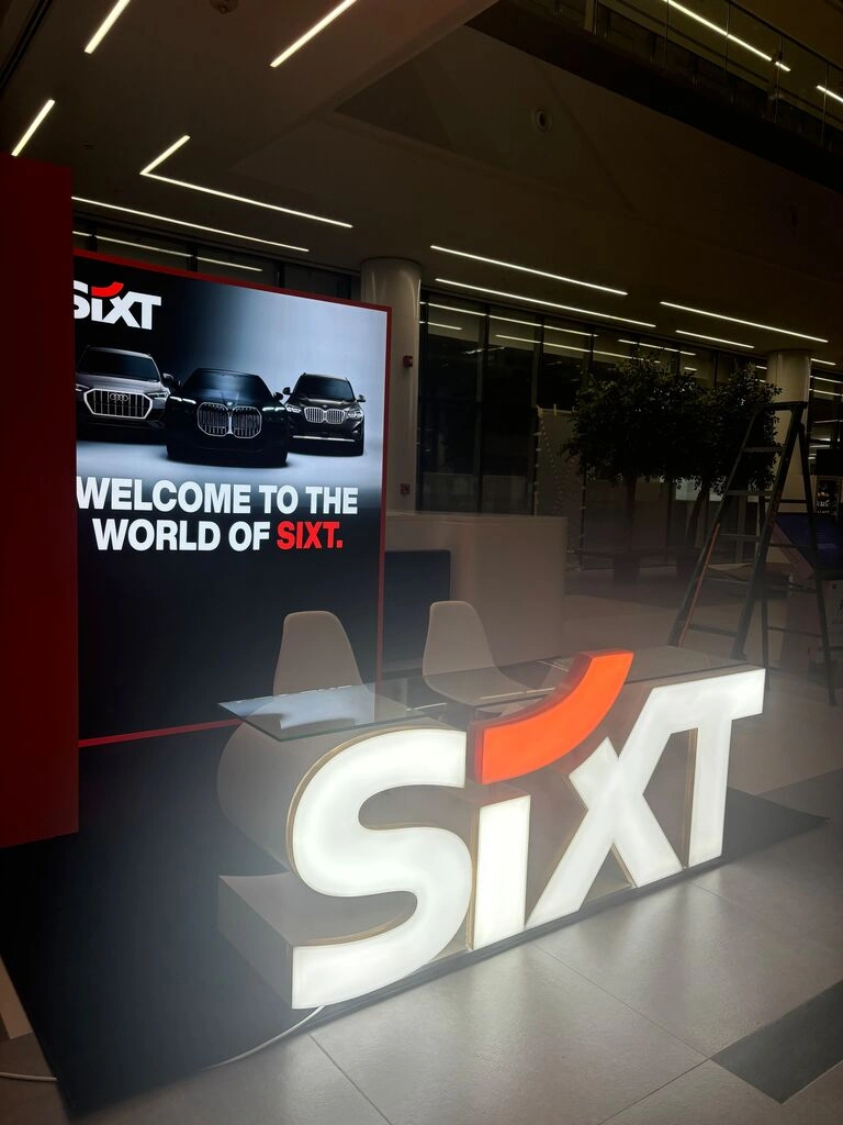 https://www.sixtleasing.cz/User_Files/contenttemplateeditor/69f3183af1d0aMonitoring_sixt.webp